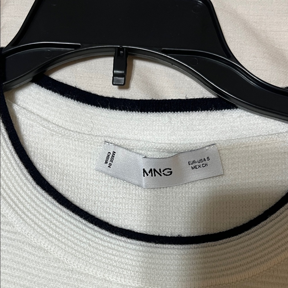 Mango White Short Sleeve Sweater - Picture 3 of 6